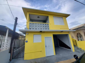 Casa Laguna Unit 6, Spacious 3BR Near Beach and Restuarants